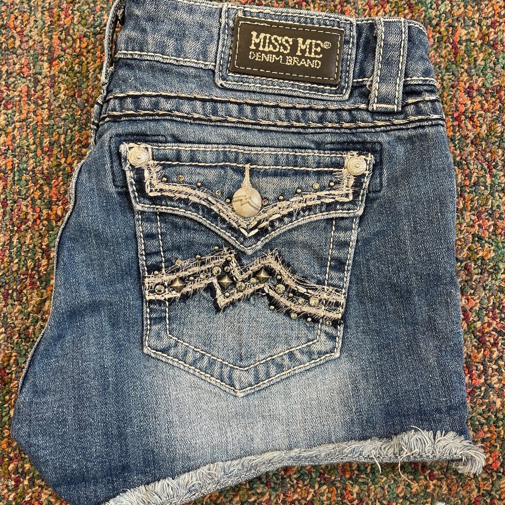 Women's Miss Me Jean Shorts, Size 31